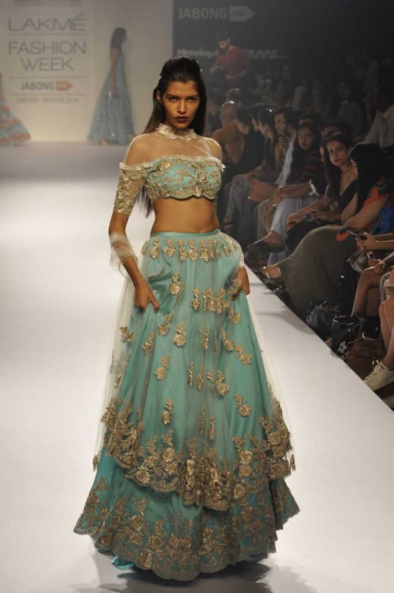 Indian fashion pioneers, Shehla Khan and Rimple and Harpreet Narula, participating in Aashni + Co Wedding Show