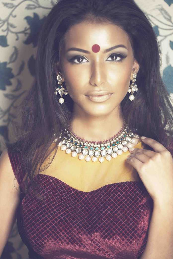 Red Dot Jewels 2