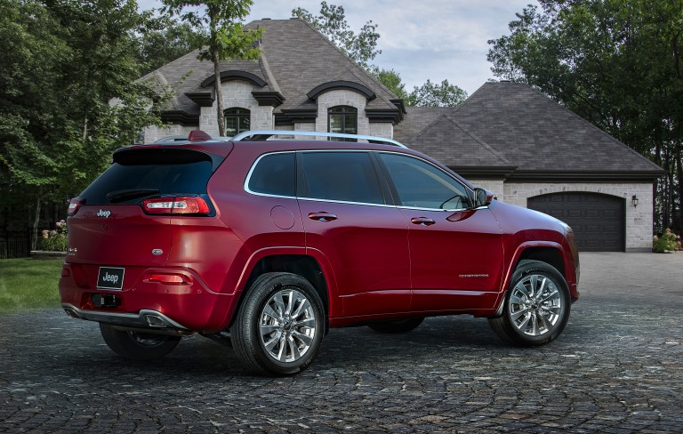 Jeep Announces New Top-Of-The-Range Cherokee Overland Version