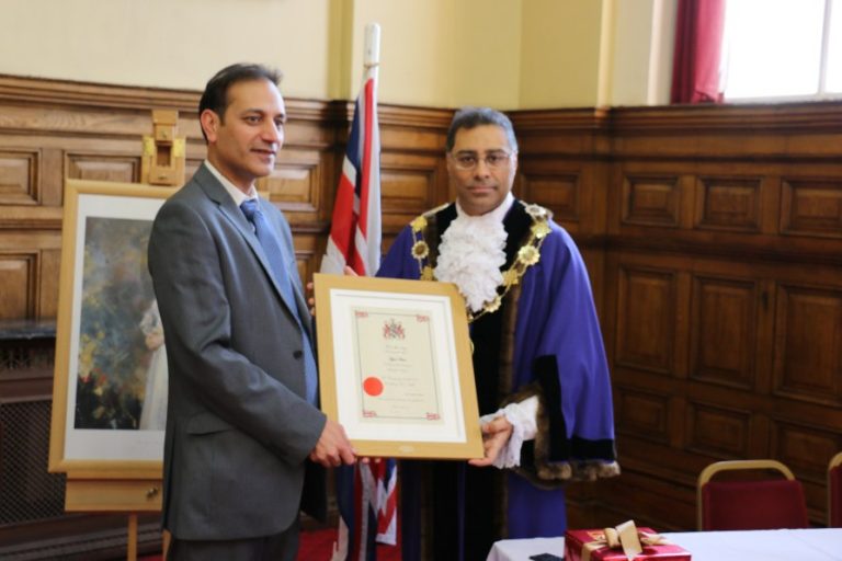 Ceremony to celebrate British citizenship held at Dewsbury Town Hall