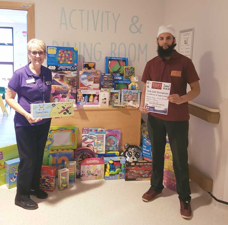 Award Winning Fundraiser Helps Poorly Children Smile with Gifts for Eid