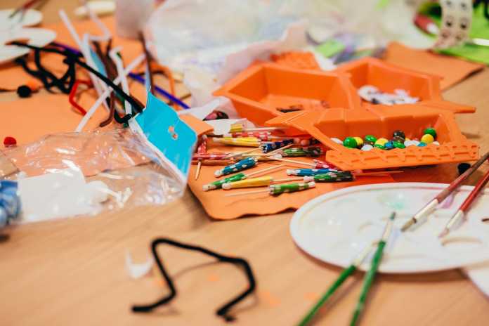 arts and crafts