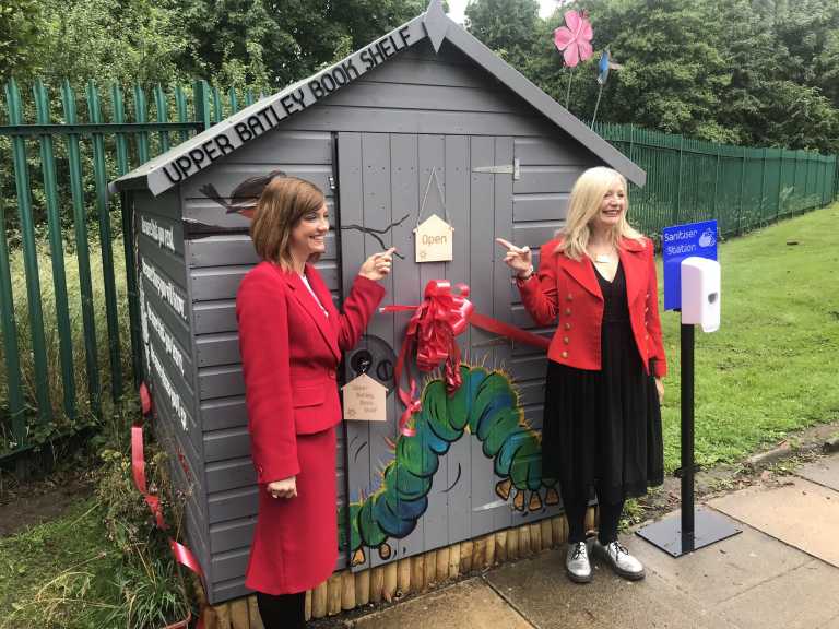 MP Tracy Brabin Backs Kirklees Library Initiatives