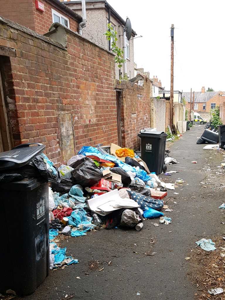 Darlington Officers Issue Over £8k of Fines for Littering