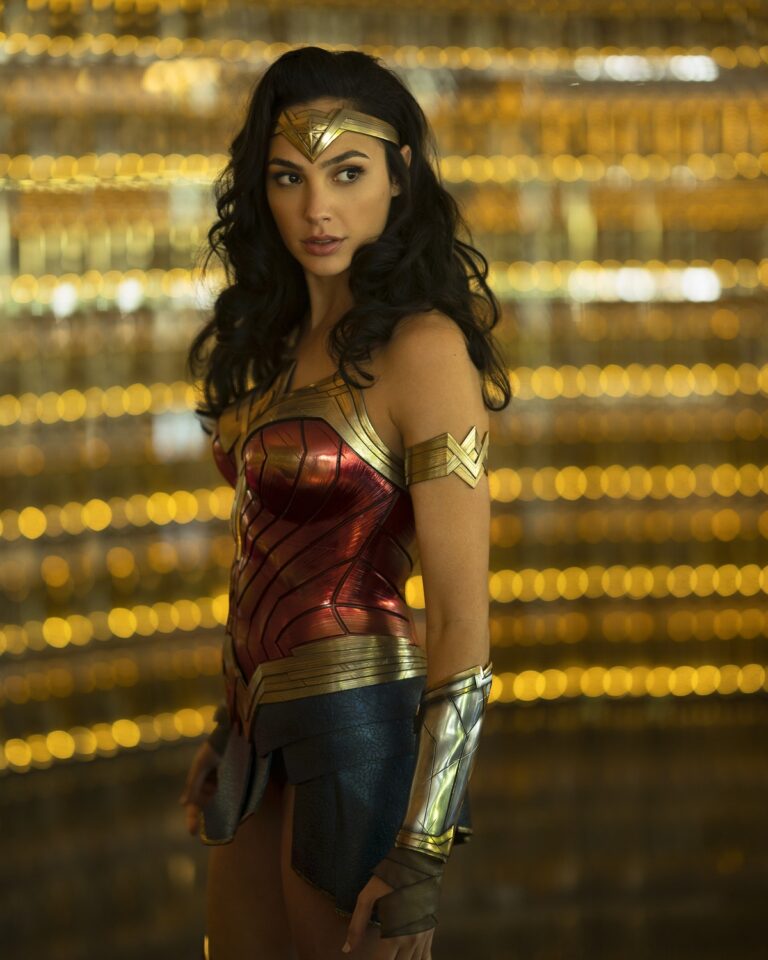 Film Review – Wonder Woman 1984: cliches, heroes and villains and the mother of all catfights