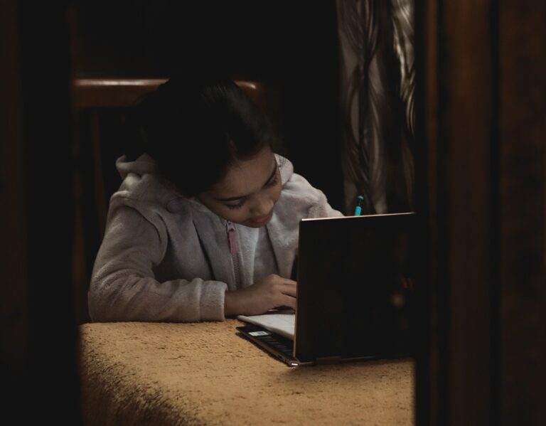 10 tips on how to effectively home school