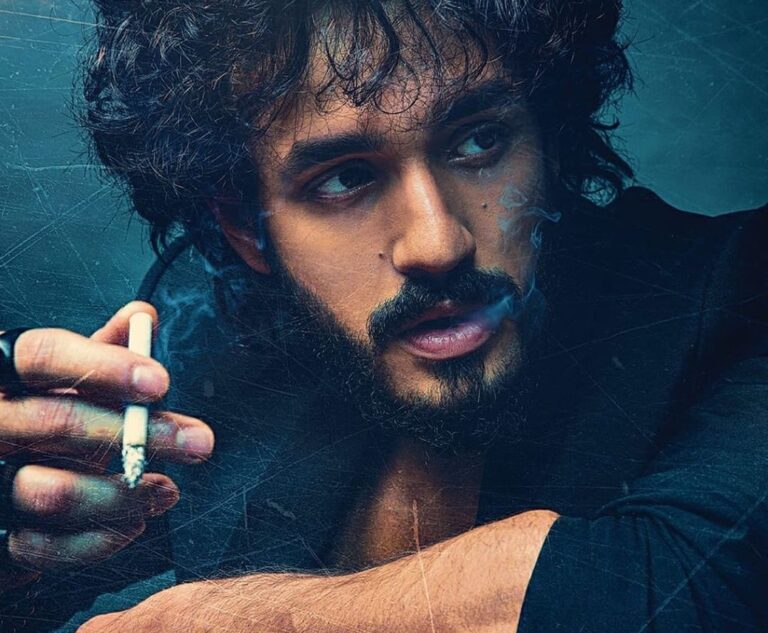 Akhil Akkineni reveals the first look of his new film ‘Agent’