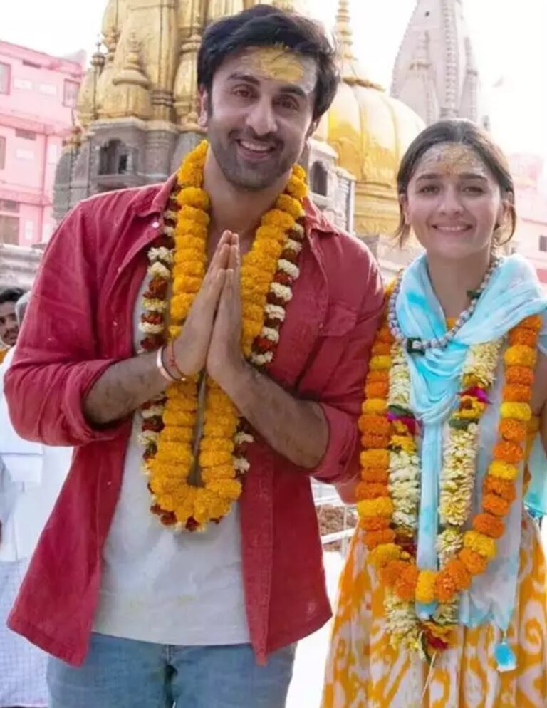 Bollywood celebs shower Alia, Ranbir with wishes as they welcome baby girl