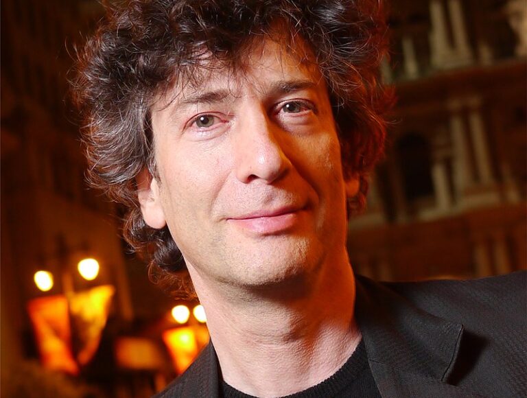 Neil Gaiman accused of  more sexual misconduct by eight women